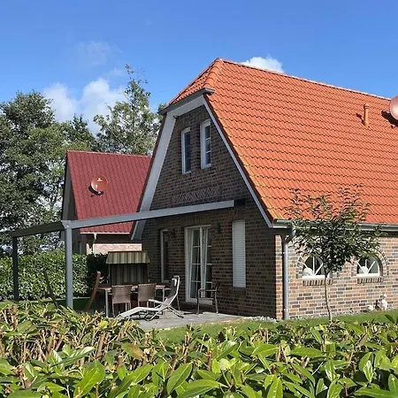 Friesenhuus Holiday home