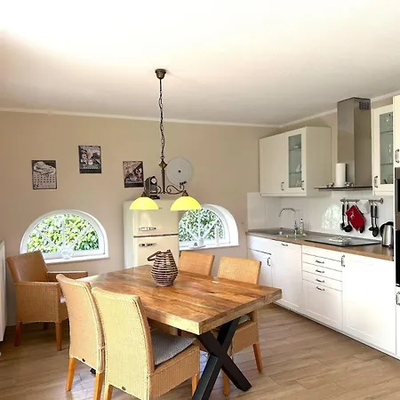 Holiday home Friesenhuus